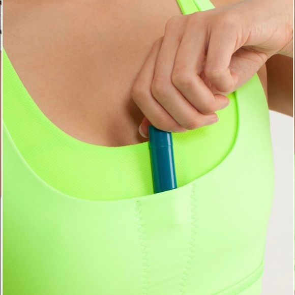 Lululemon Run: Stuff Your Bra II - Picture 4 of 4